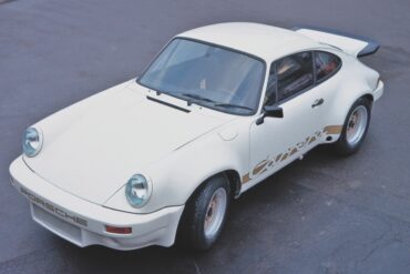 GT Spirit Porsche 911 3.2 Carrera G-Modell Coupe Grün 1973-1989 Nr 740 1/18 Modell Auto mit individiuellem Wunschkennzeichen