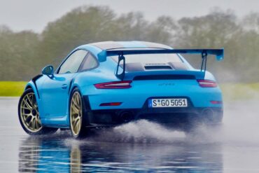 The 991.2 Porsche 911 GT2 RS on Top Gear