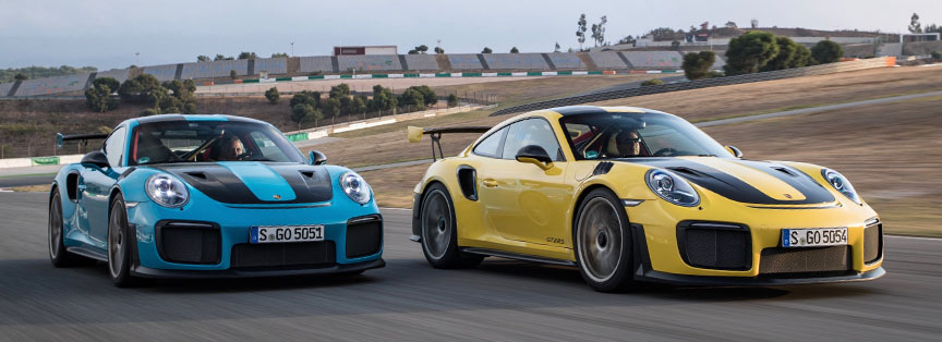 2017 Portimao GT2 RS press launch - Miami Blue vs Speed Yellow