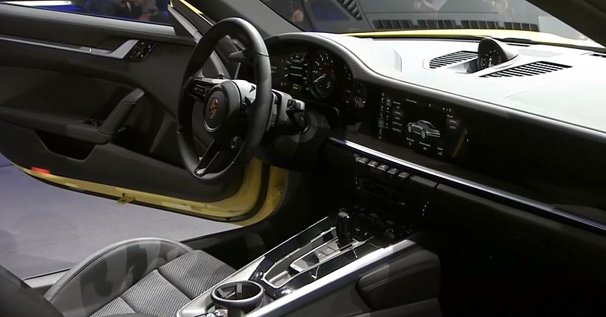Porsche 911 992 cockpit