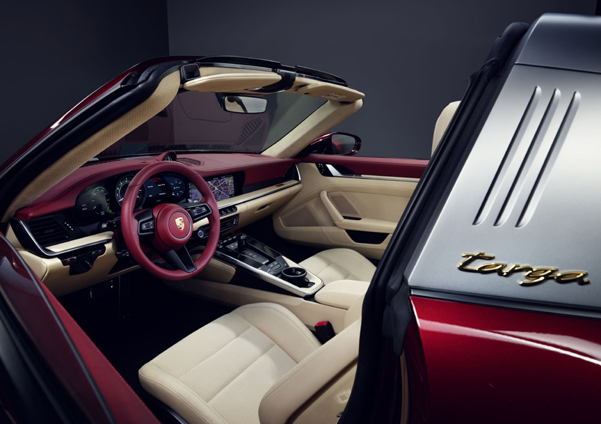 Porsche 911 992 Targa Heritage Design Edition