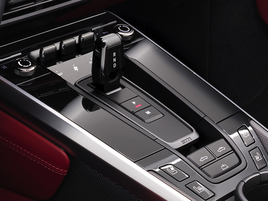 Porsche 911 992 Turbo S centre console