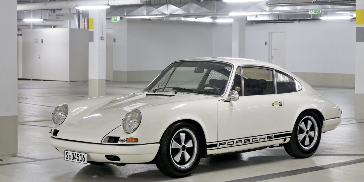 Porsche 911 R (1967) – Specifications & Performance