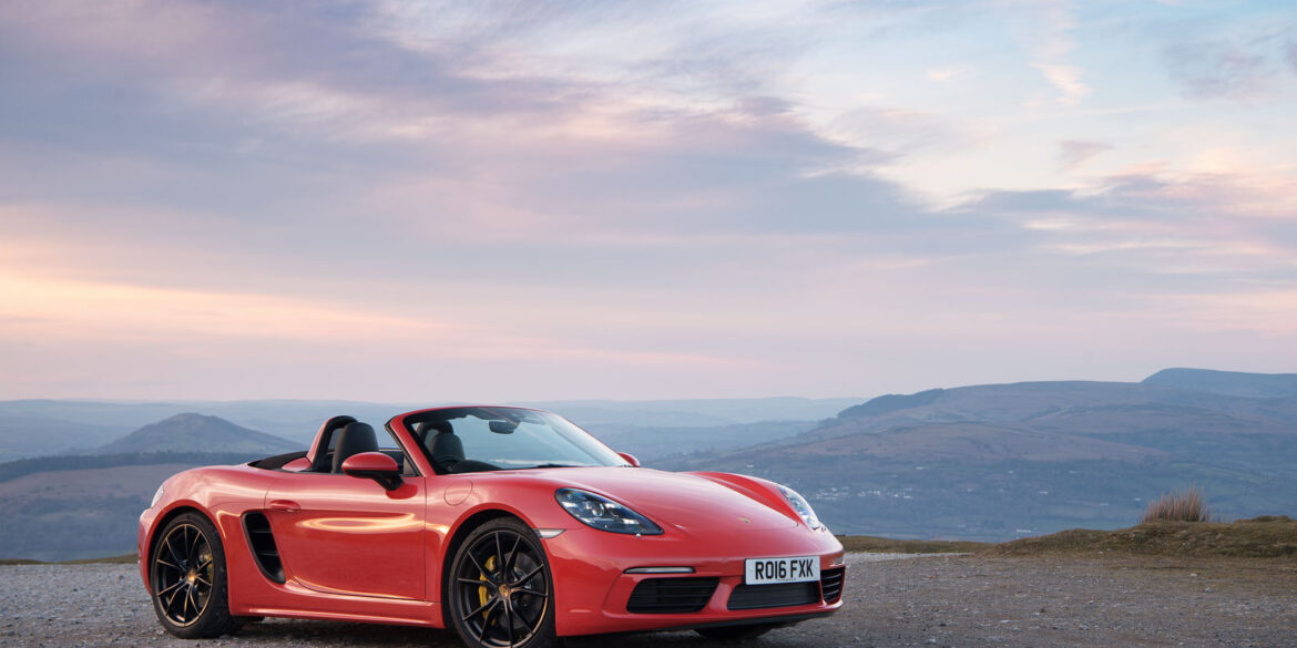 2022 Porsche 718 Boxster
