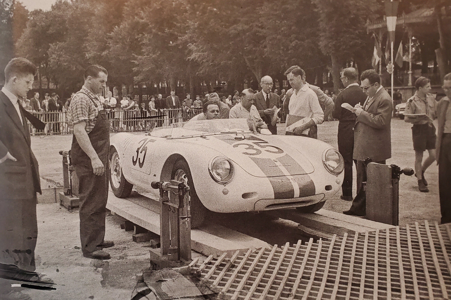 Old photo of Porsche 550 RS Spyder in scrutineering in 1957