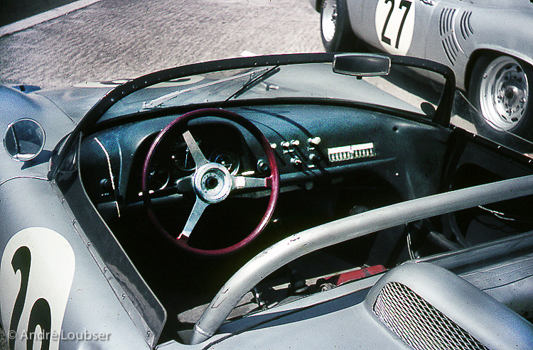 The cockpit of the Barth/Linge 718 W-RS Spyder