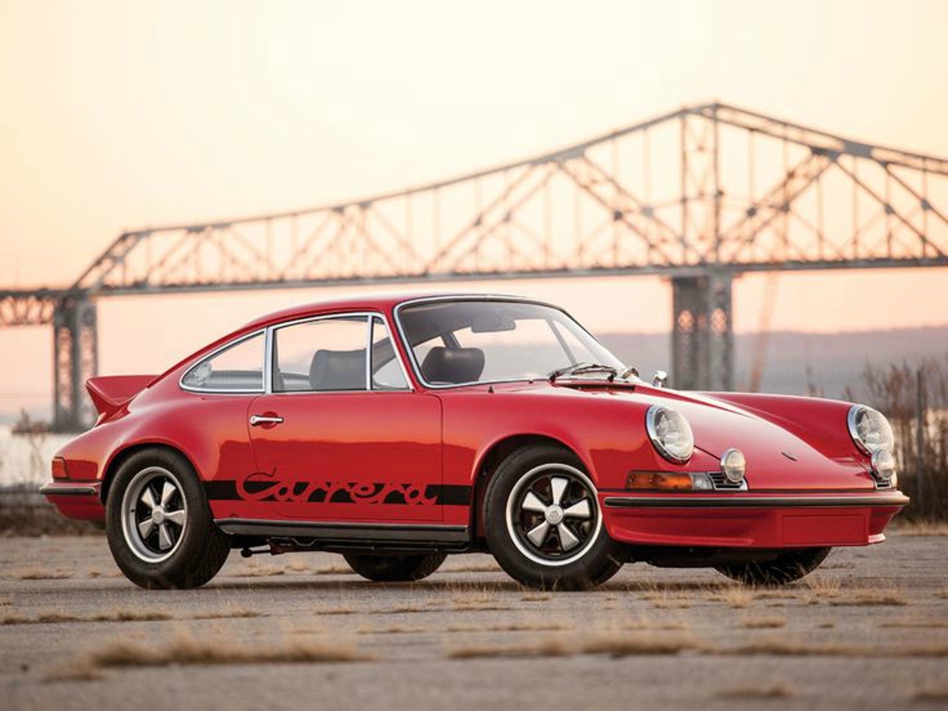 The perfect Porsche, the Carrera 2.7 RS. It just looks... right.