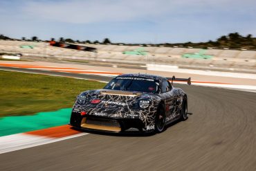 2022 Porsche Cayman GT4 ePerformance