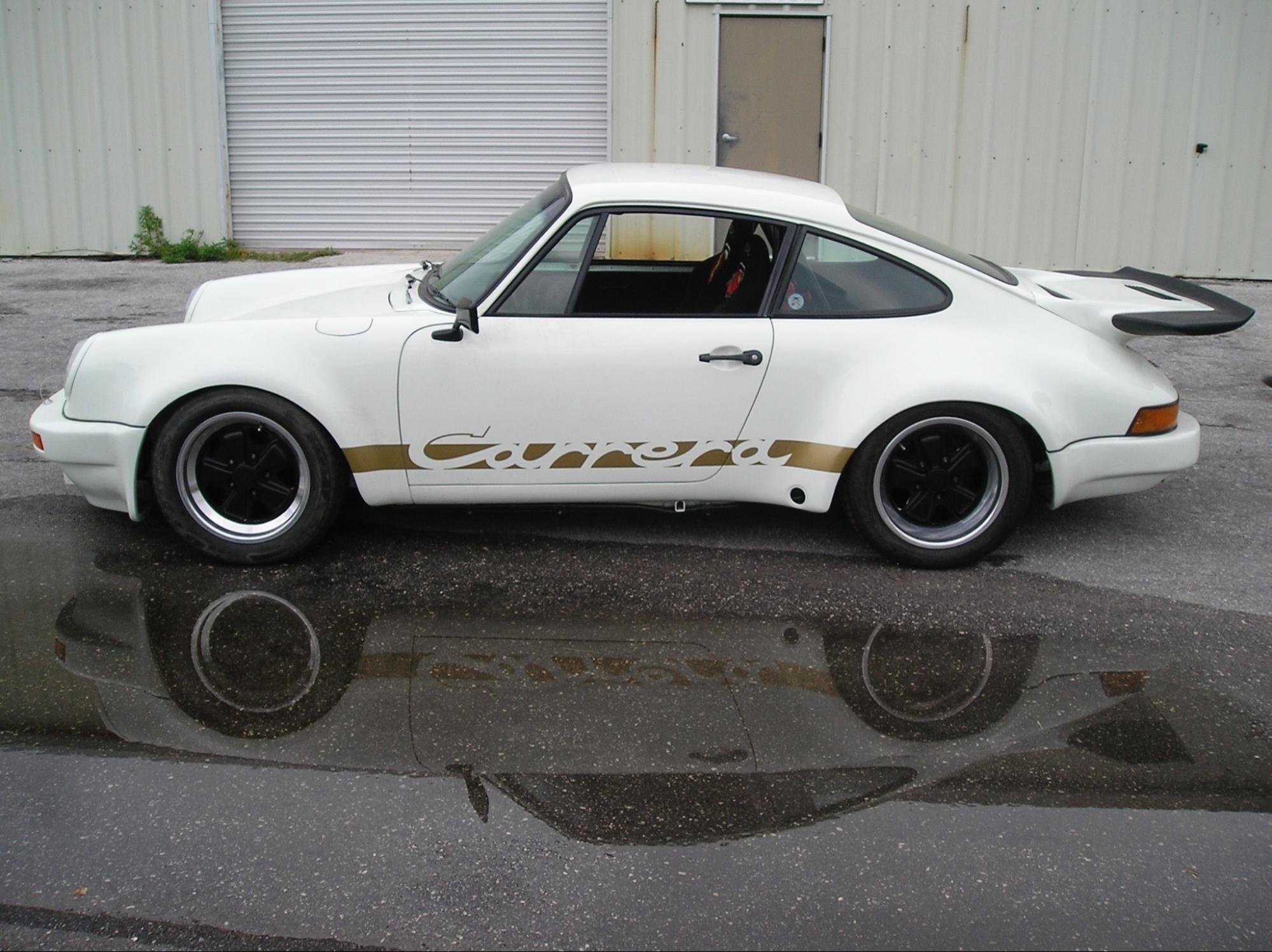 Side view of 1974 Porsche RS 3.0 Carrera