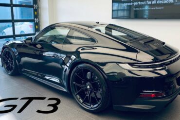 2022 Black Porsche 911 GT3 Touring