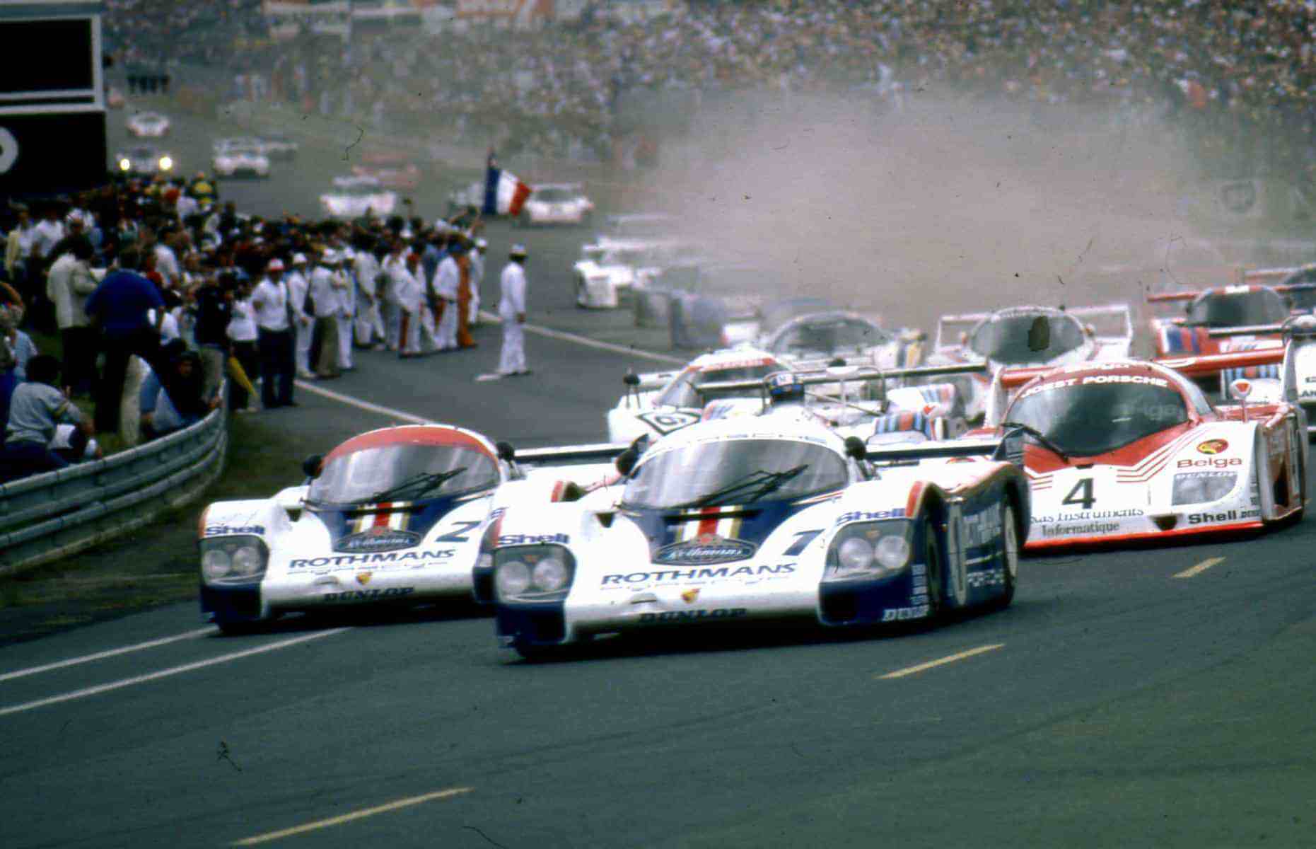 Porsche 956 on track at Le Mans