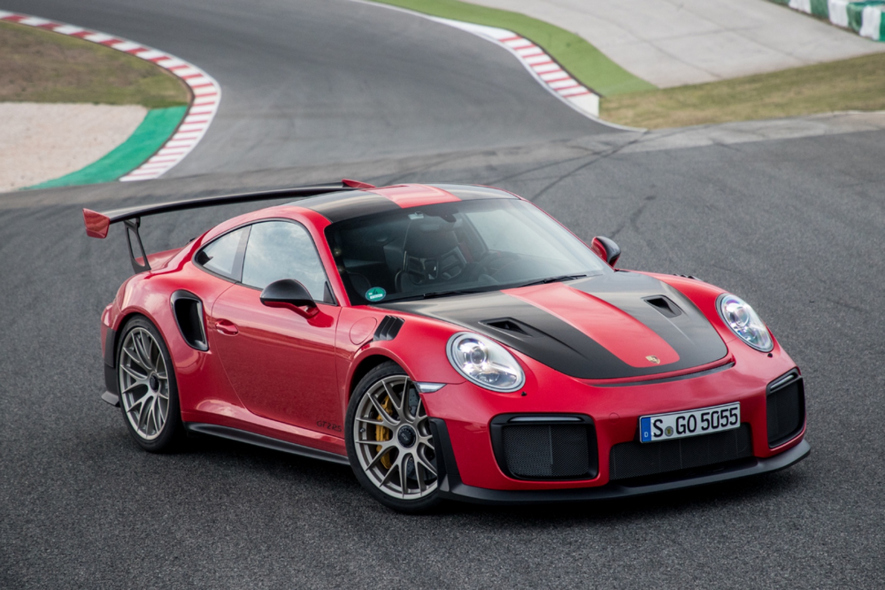 2018 Type 991 Porsche 911 GT2 RS Manthey Racing edition