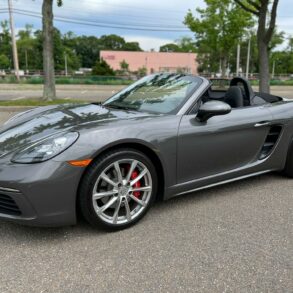 Fabulous 2017 Porsche 718 Boxster S Is Available On Auction