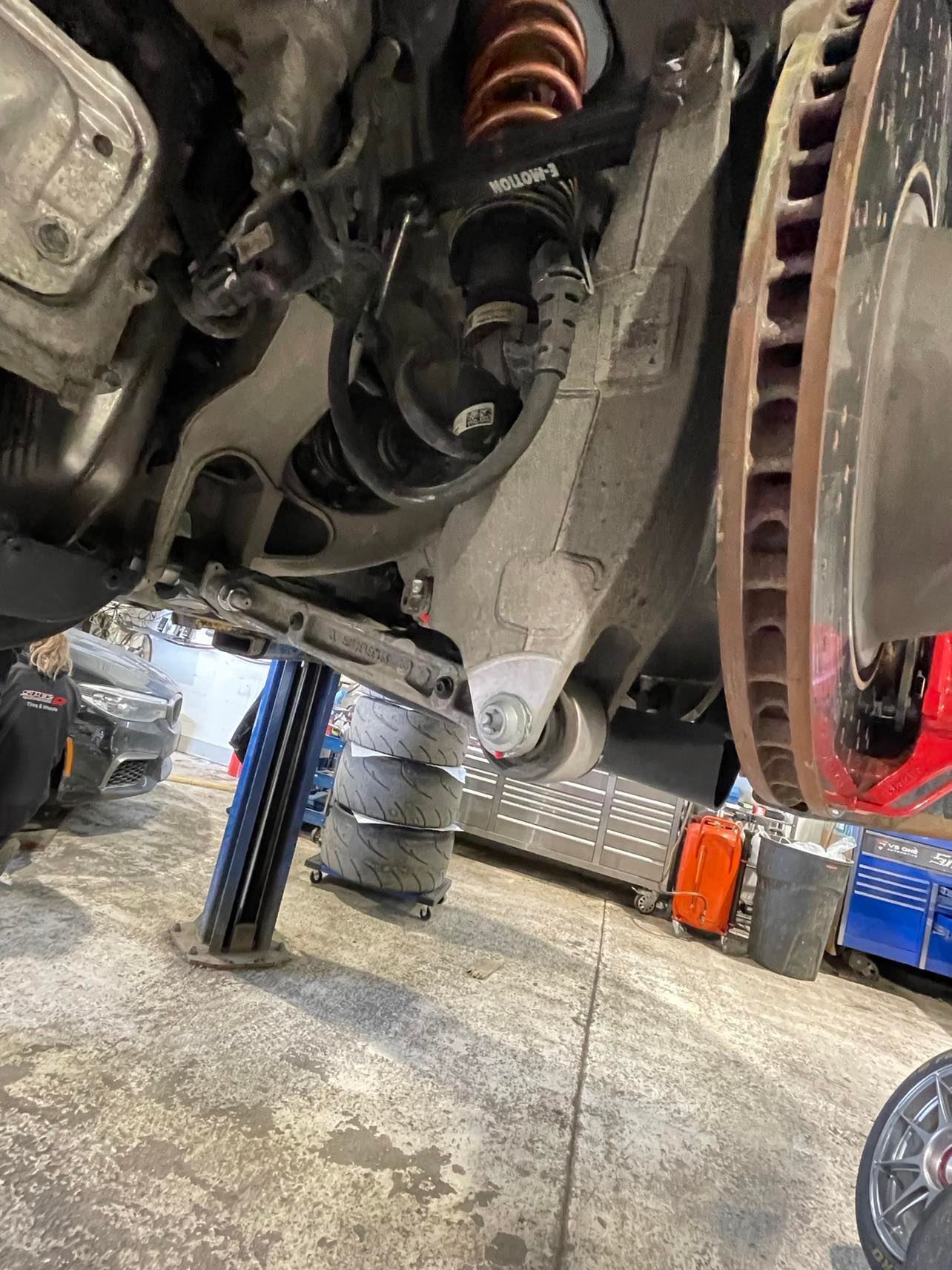 Close up of brakes on Porsche 991.1 GT3 RS