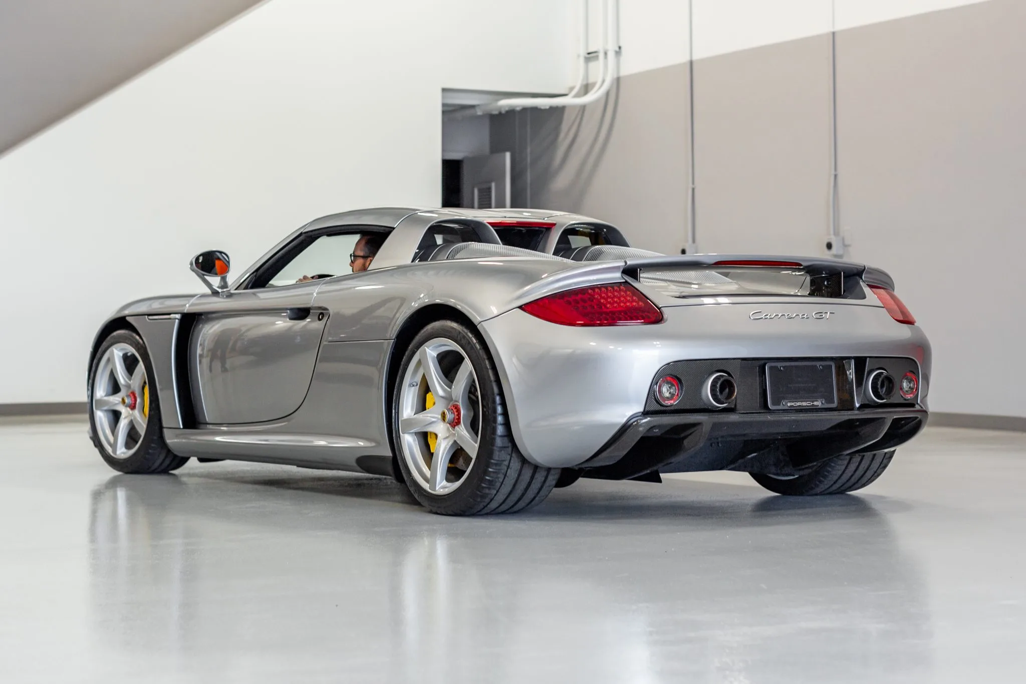 Silver Metallic 2005 Porsche Carrera GT With 17K Miles For Sale! - Stuttcars