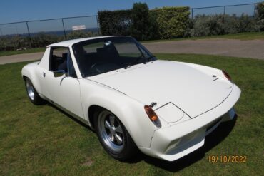 Porsche 914 angle view