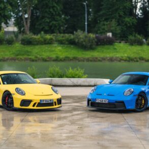 Porsche 911 GT3 991 & 992 parked next to each other