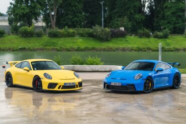 Porsche 911 GT3 991 & 992 parked next to each other