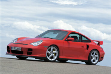 Porsche Of The Day: 2001 Porsche 911 GT2