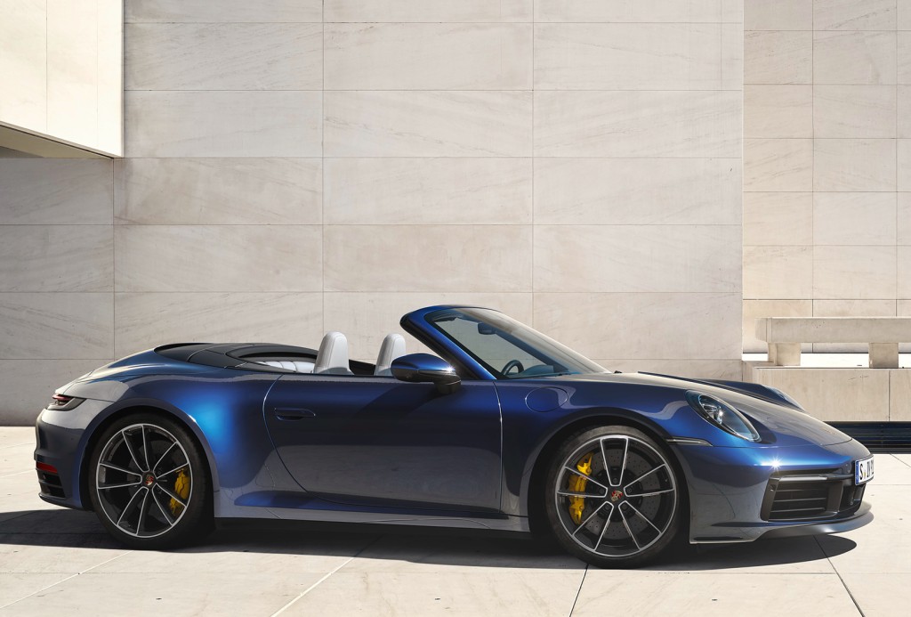 Porsche 911 Carrera 4 Cabriolet (992) Specs