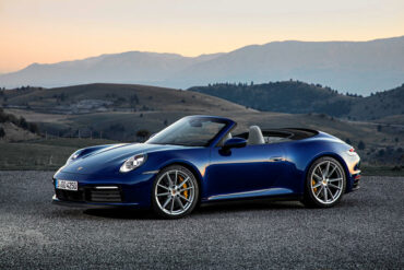 Porsche 911 Carrera Cabriolet (992) Specs