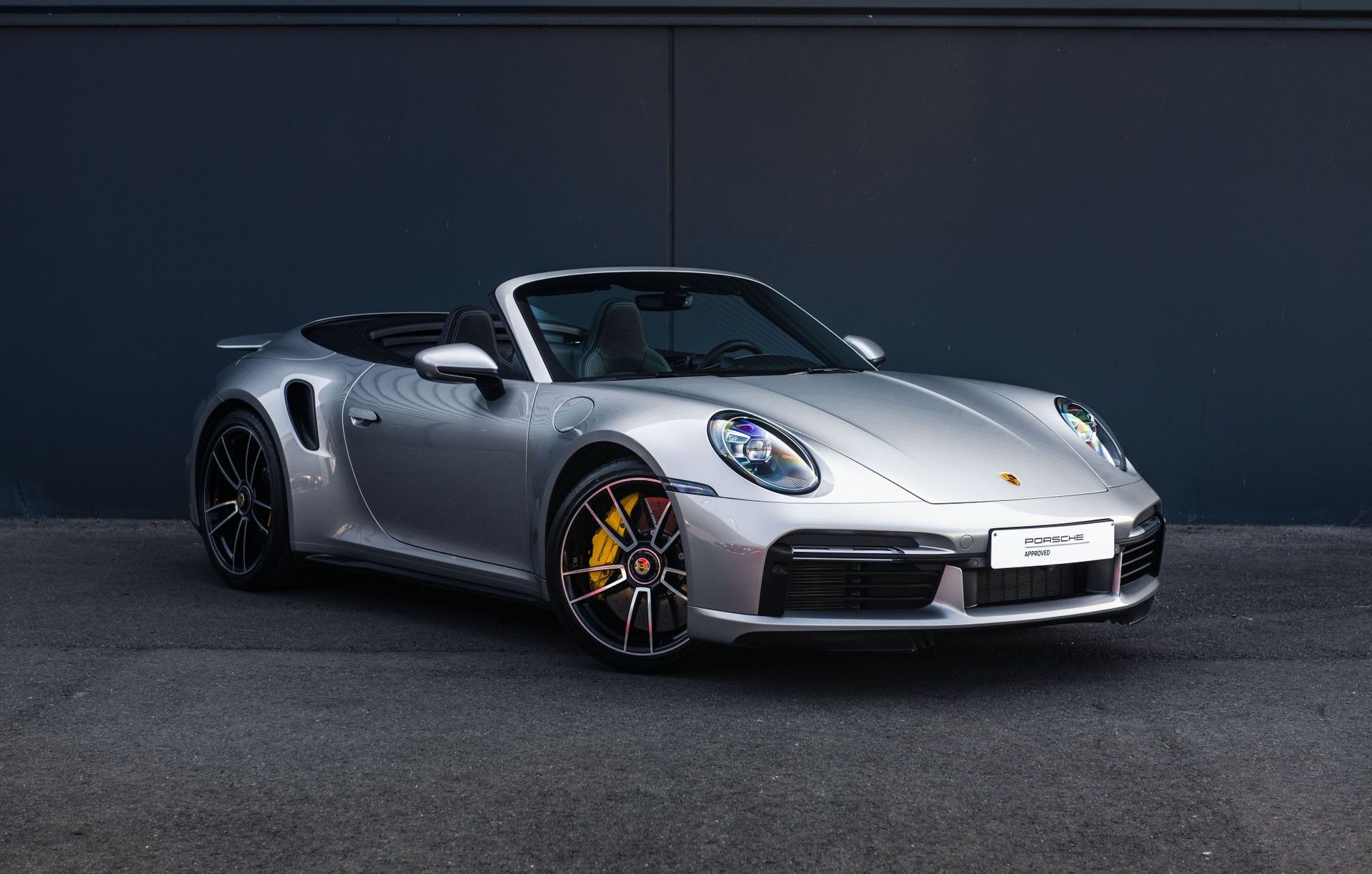 Porsche 911 Turbo S Cabriolet (992) (2023) Specs