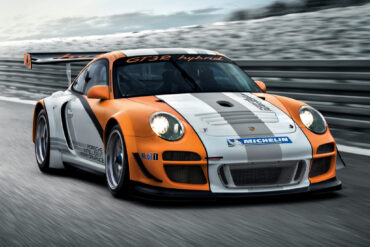 Porsche Of The Day: 2010 Porsche 911 GT3 R Hybrid
