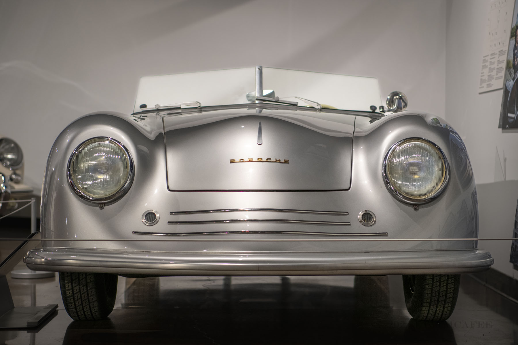replica of the 1948 Porsche “001” roadster 