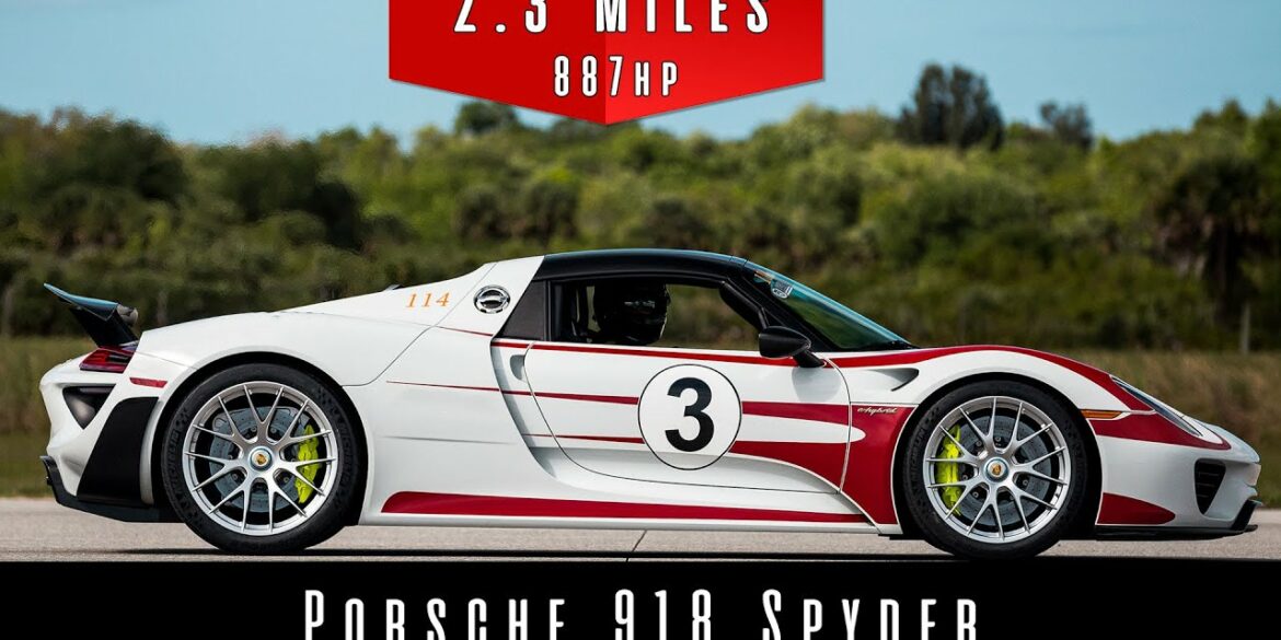 Watch This 2015 Porsche 918 Spyder Break The 200-MPH Barrier