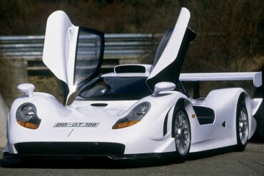 Porsche Of The Day: 1998 Porsche 911 GT1-98 Straßenversion