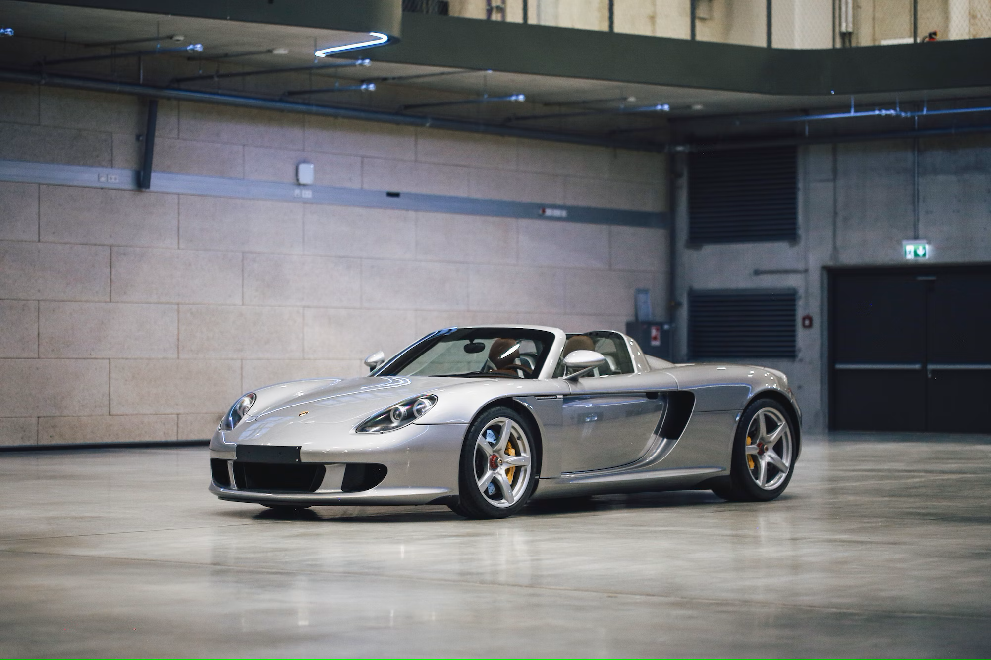 FOR SALE: 2004 Porsche Carrera GT - Stuttcars