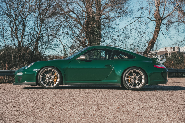 Porsche Of The Day: 2011 Porsche 911 (997.2) GT3 RS