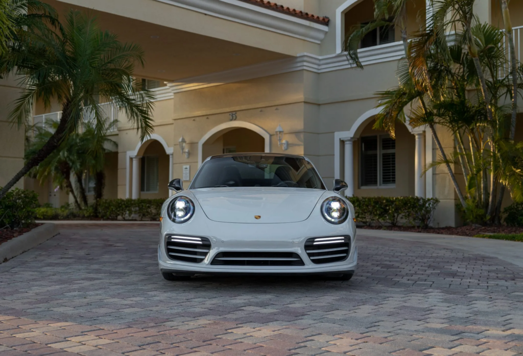 Porsche Miles Per Gallonnull