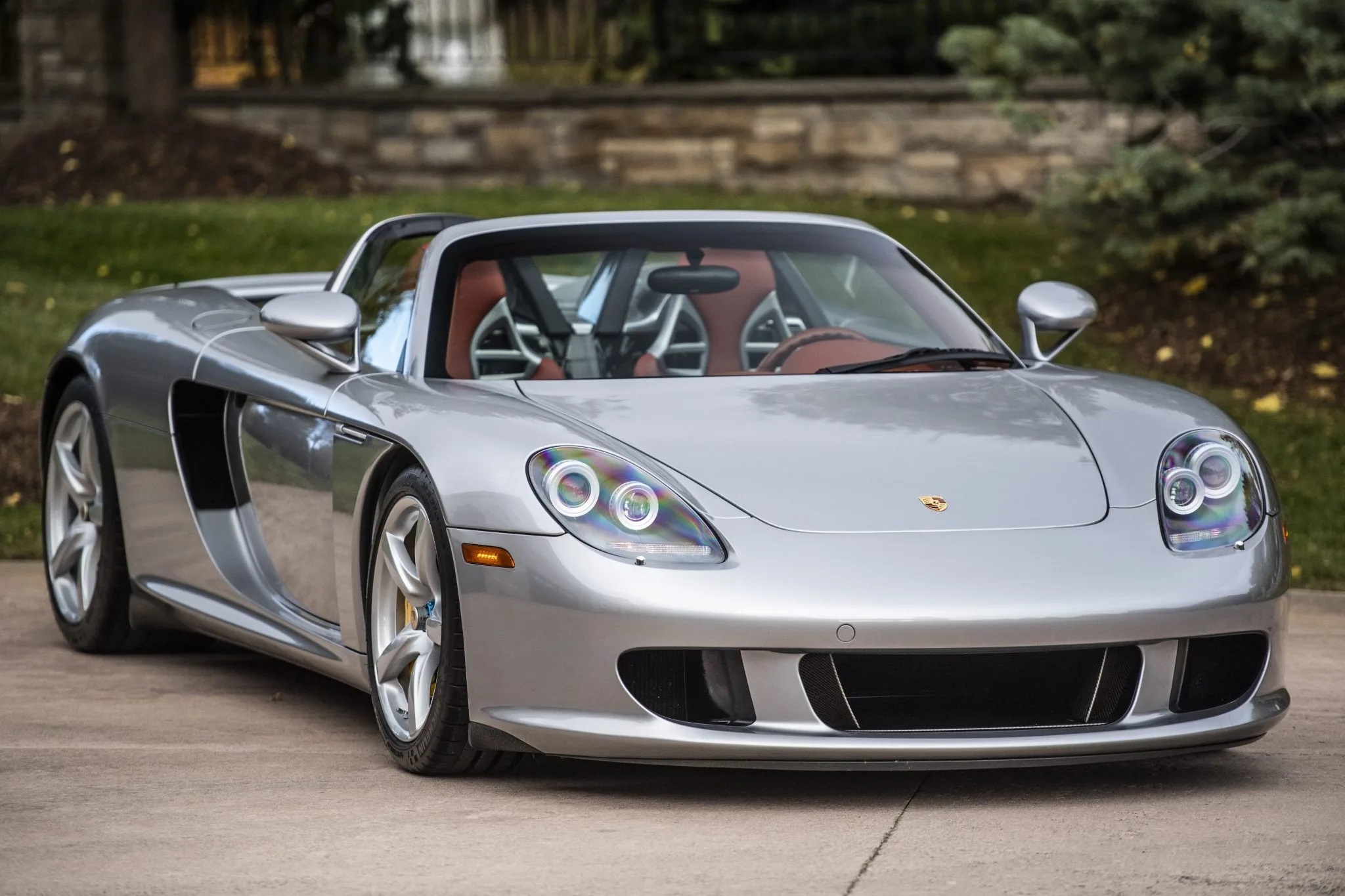 Yet Another Low-Mileage Porsche Carrera GT Has Hit The Market