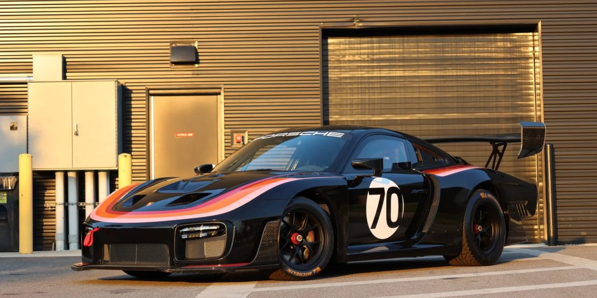 2019 Porsche 935