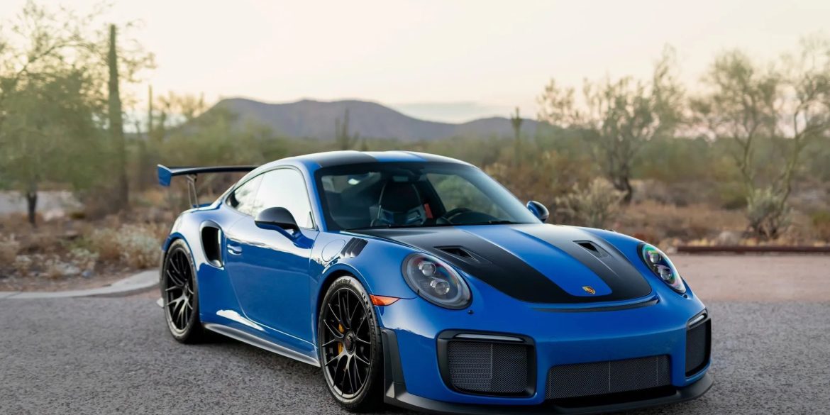 2019 Porsche 911 GT2 RS Weissach