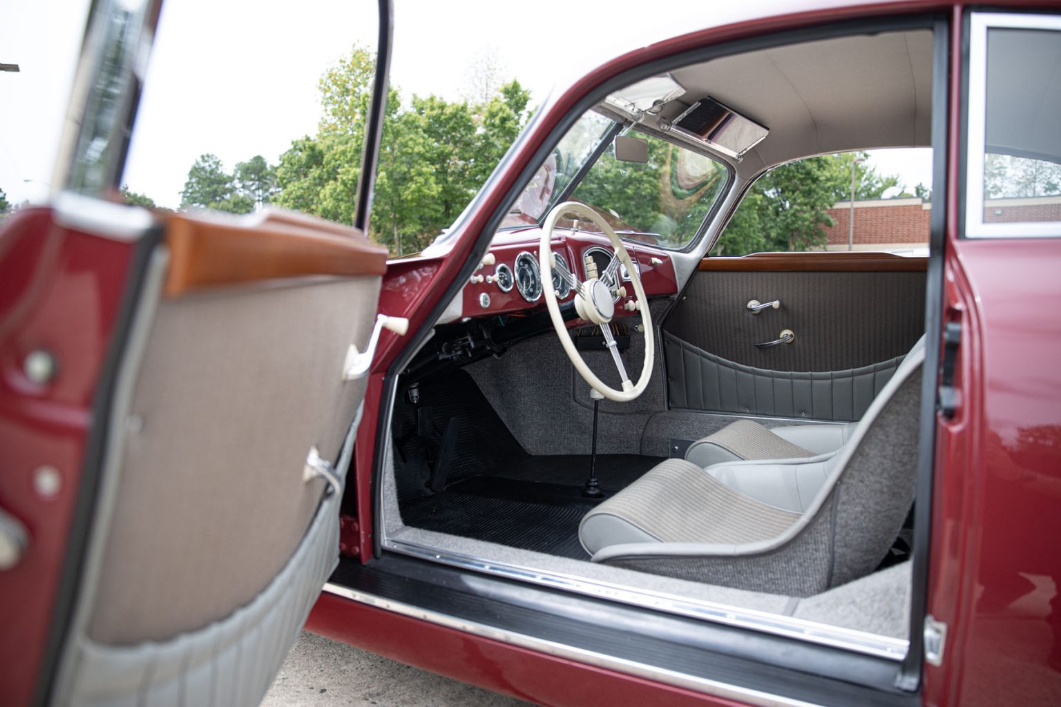 Bonhams : 1950 Porsche 356 Split-Window 'Four-Digit' Coupé Chassis