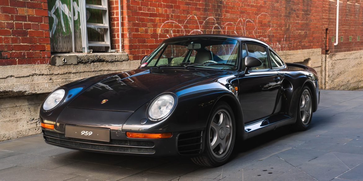 1988 Porsche 959 'Komfort' | Daniel Kalisz ©2023 Courtesy of RM Sotheby's