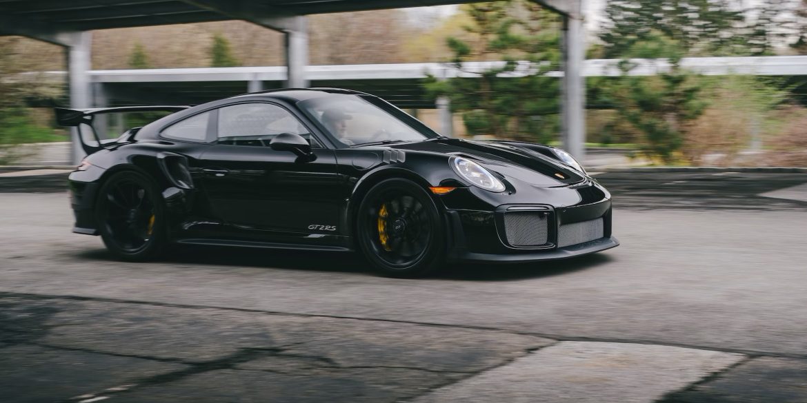 2018 Porsche 911 (991) GT2 RS Weissach Package