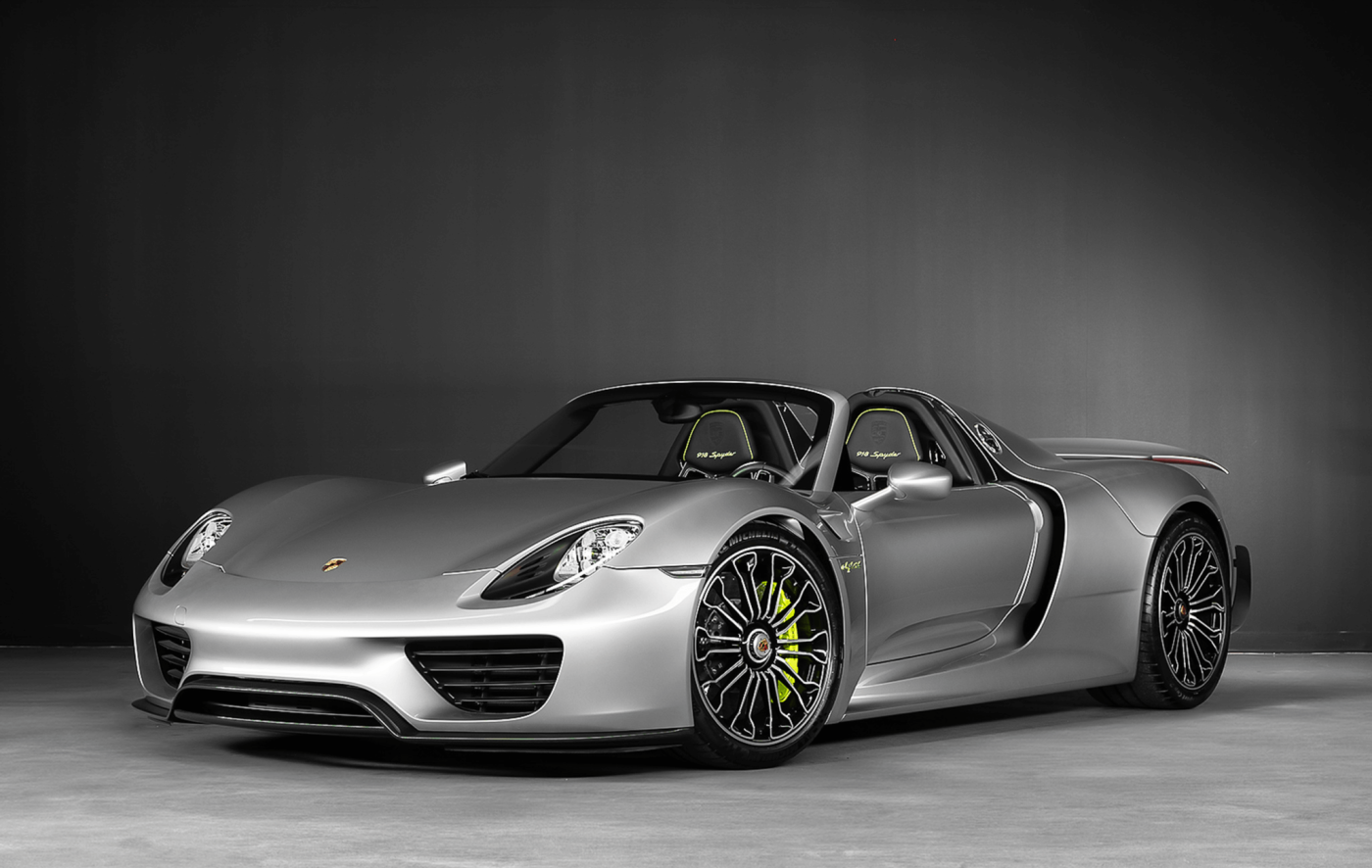 FOR SALE 2015 Porsche 918 Spyder