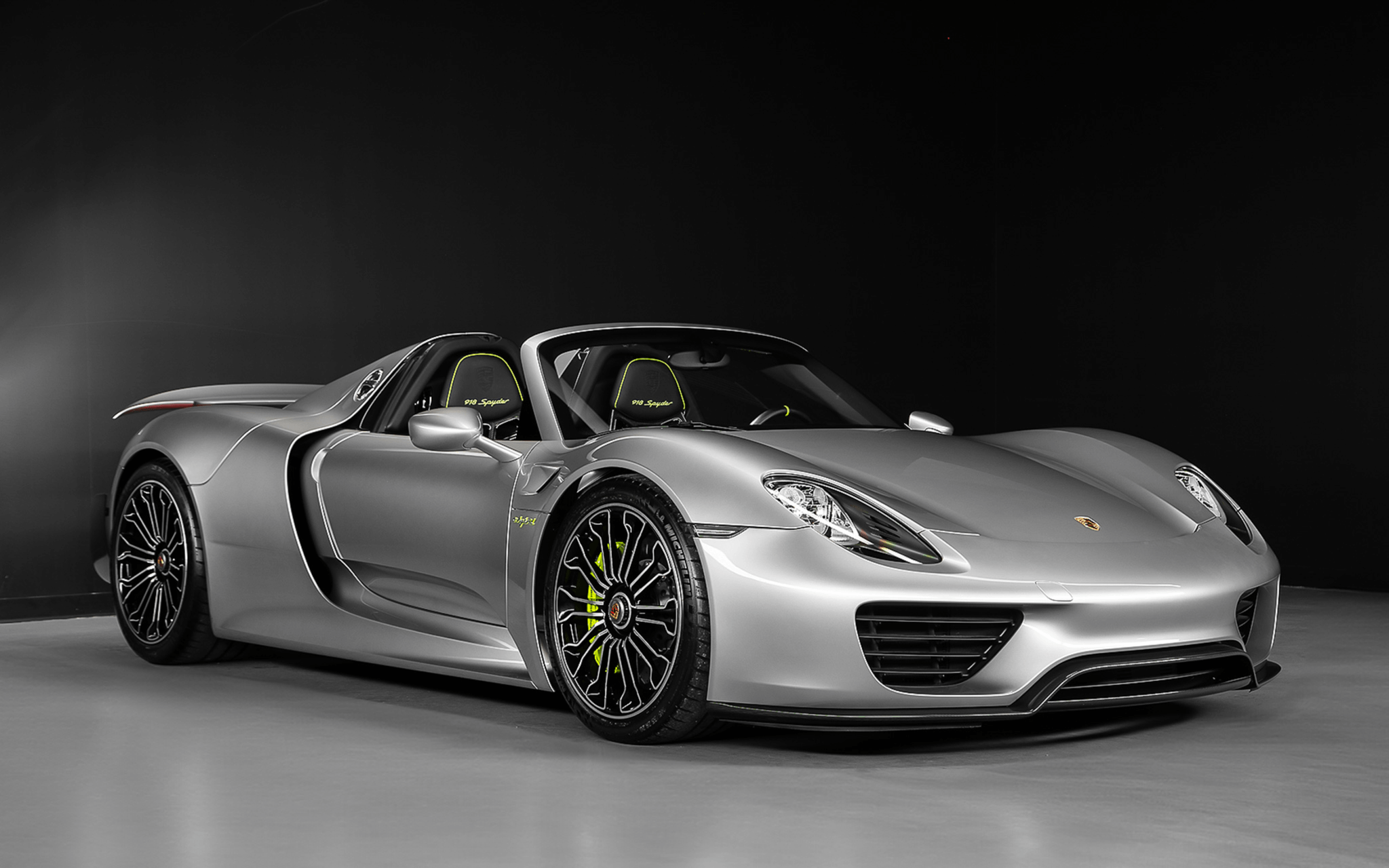 2015 Porsche 918 Spyder