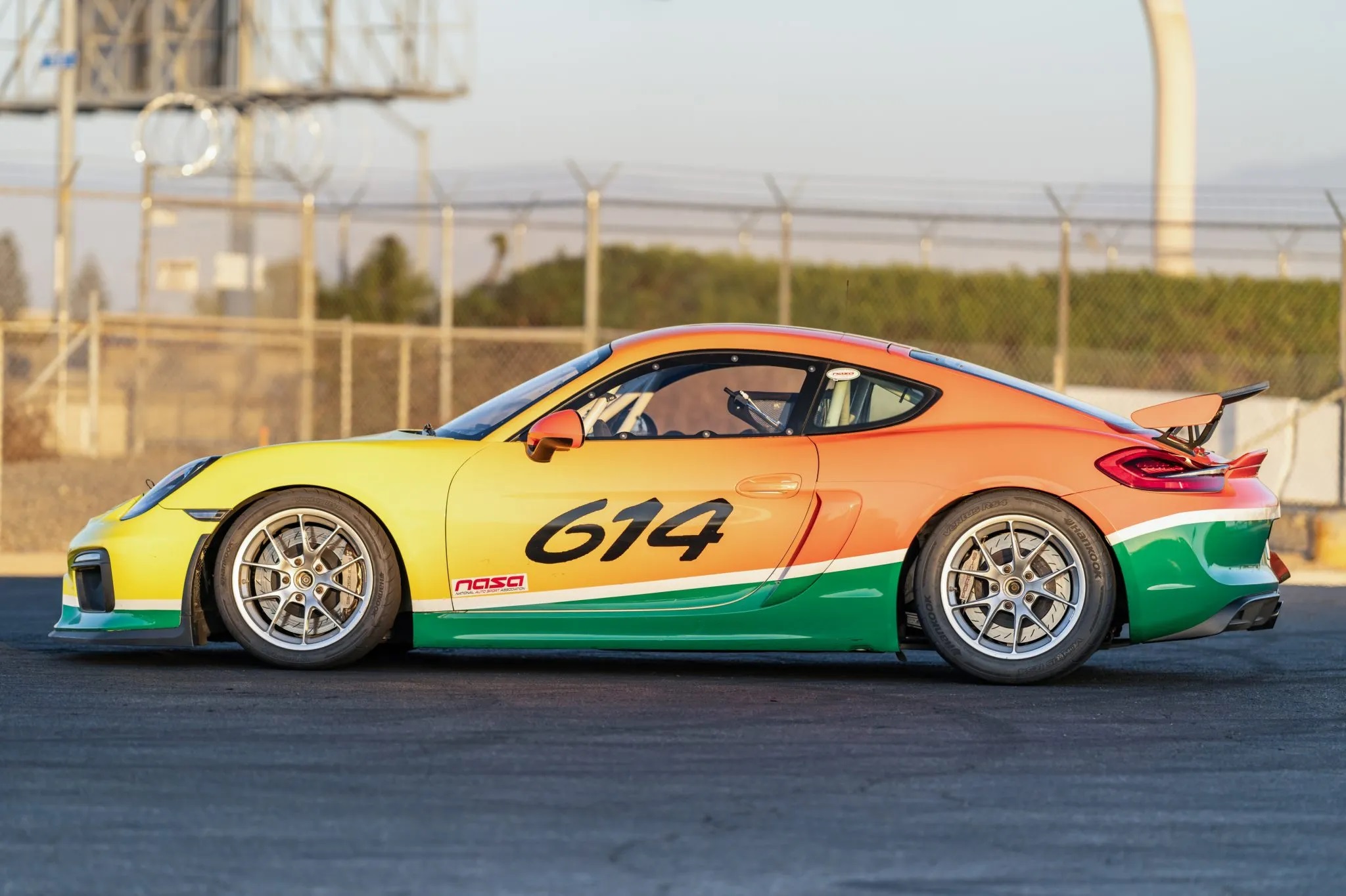 2016 Porsche Cayman GT4 Clubsport MR