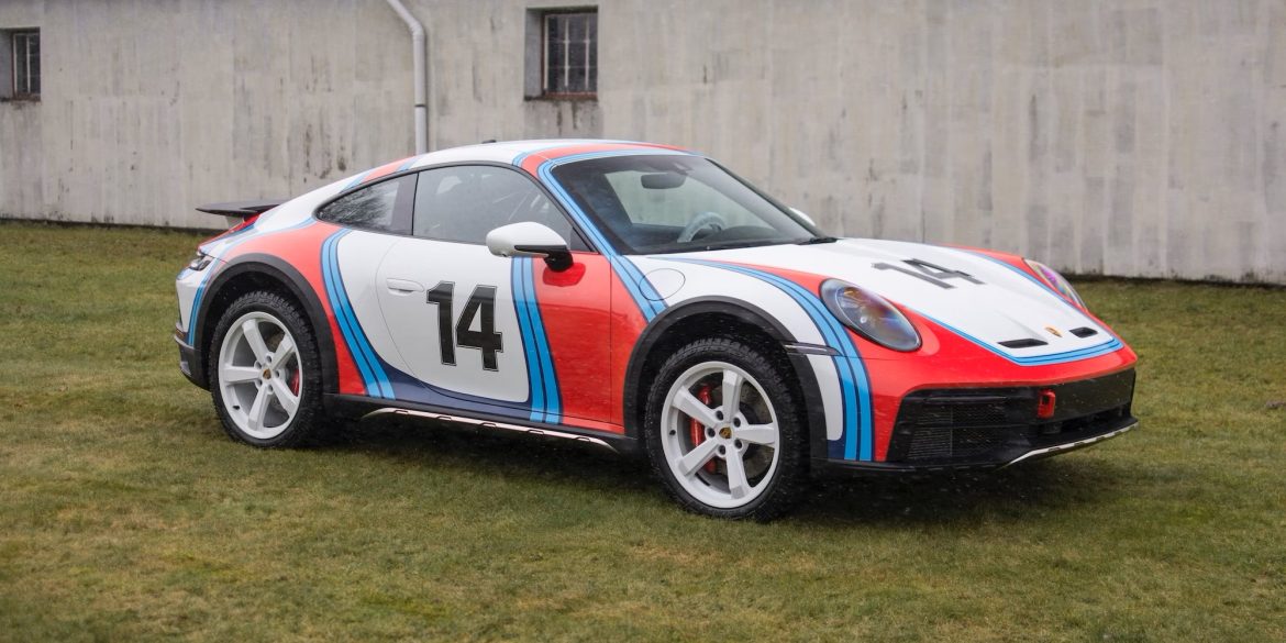 2024 Porsche 911 (992) Dakar