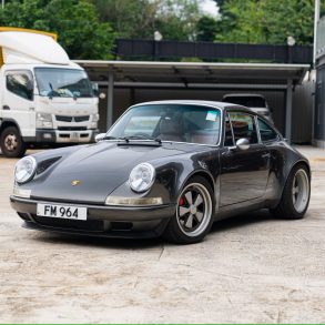 1989 Porsche 911 'Theon Design'