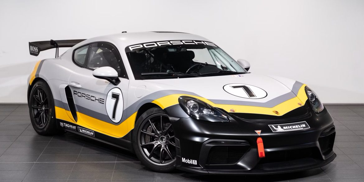 2019 Porsche 718 Cayman GT4 Clubsport