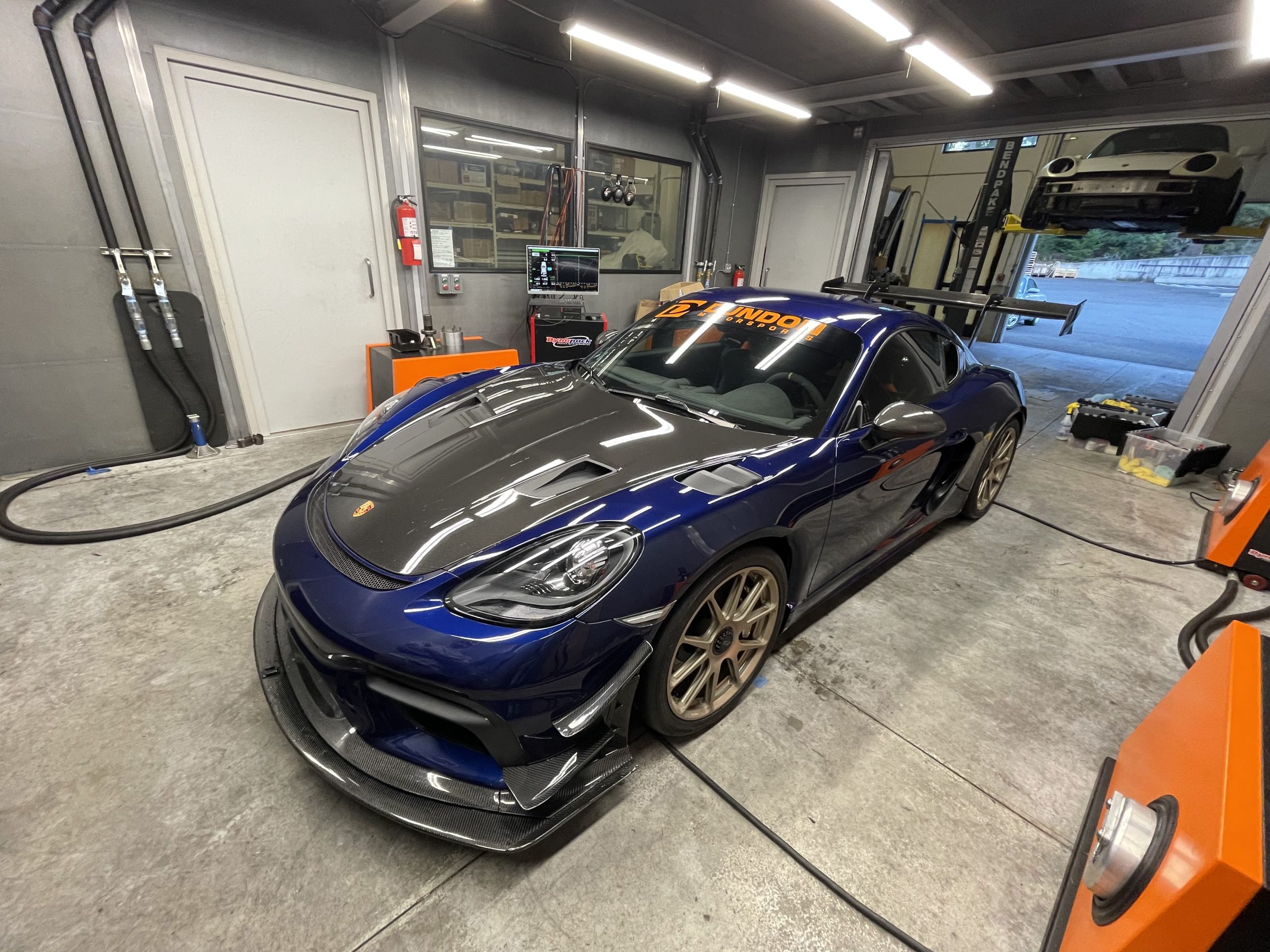 Porsche 911 at Dundon Motorsports