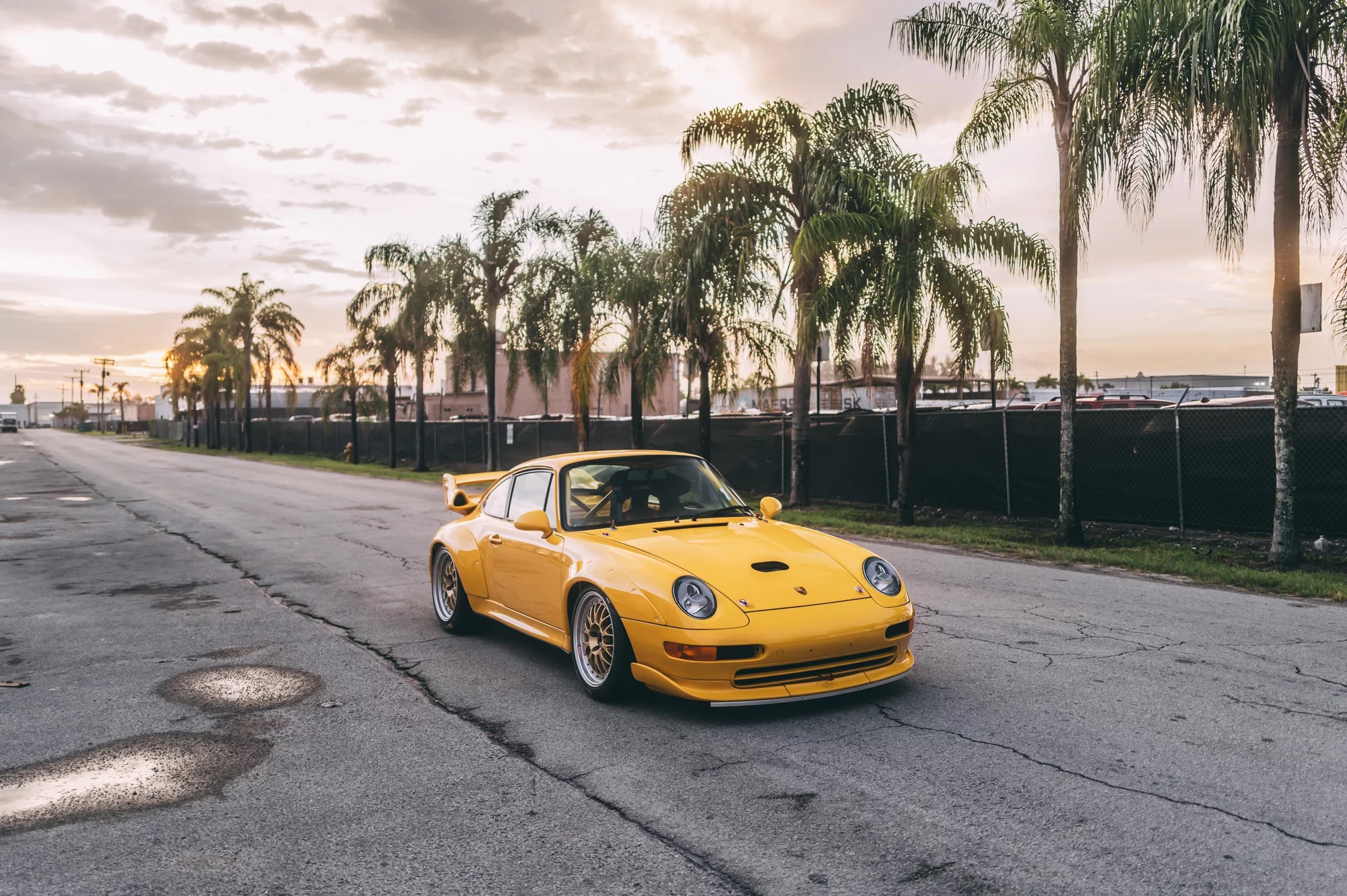 FOR SALE: 1996 Porsche 911 (993) GT2R