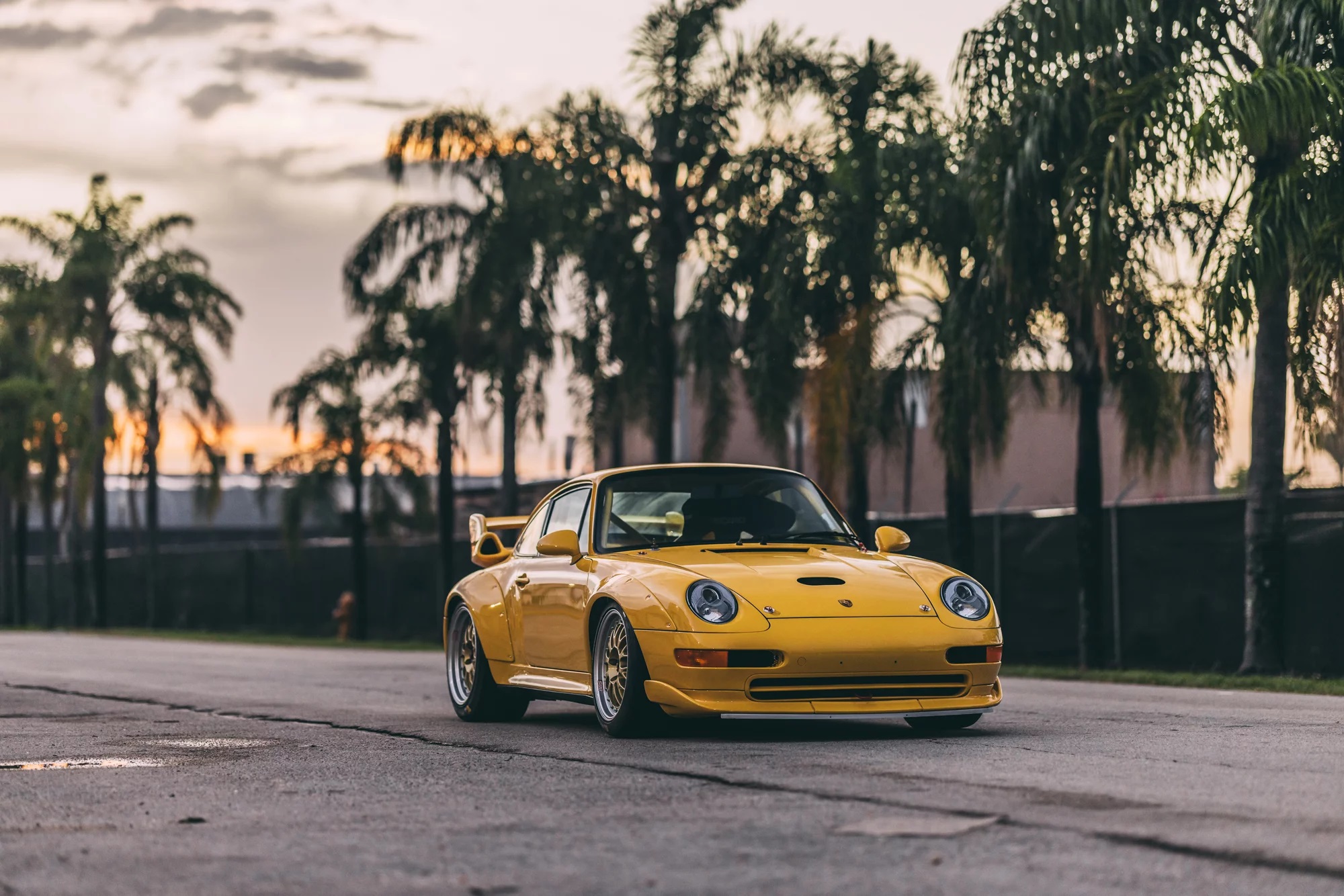 FOR SALE: 1996 Porsche 911 (993) GT2R