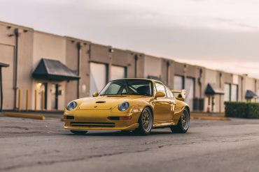 FOR SALE: 1996 Porsche 911 (993) GT2R