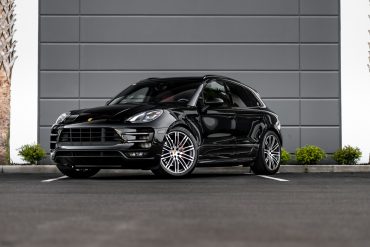 Flat 6 Motorsports Porsche Macan Turbo